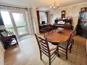 Dining room- click for photo gallery